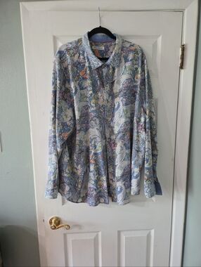 Tommy Bahama Light Blue Paisley Long-Sleeve Button-Up